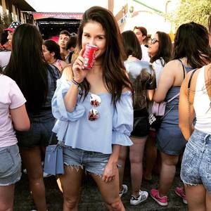 Meet your Posher, Tabatha